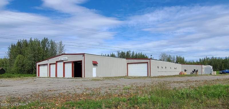 4443 Moose Creek Avenue, North Pole