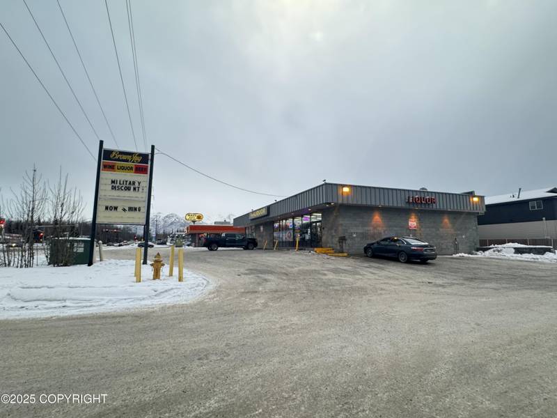 5400 E Northern Lights Boulevard, Anchorage