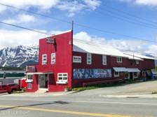 Pioneer Bar & Bamboo Restaurant