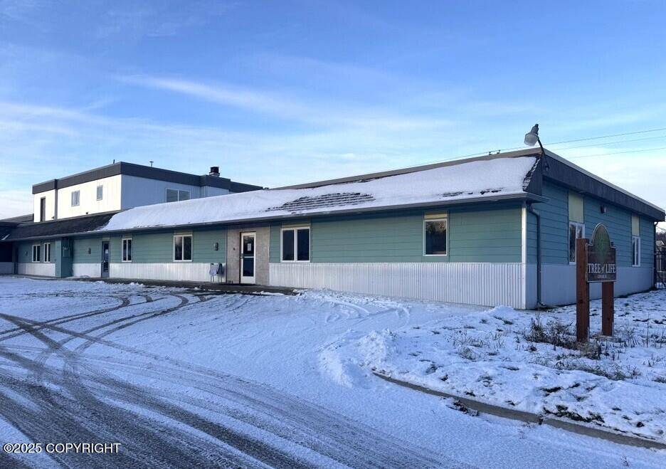 268 E Fireweed Ave