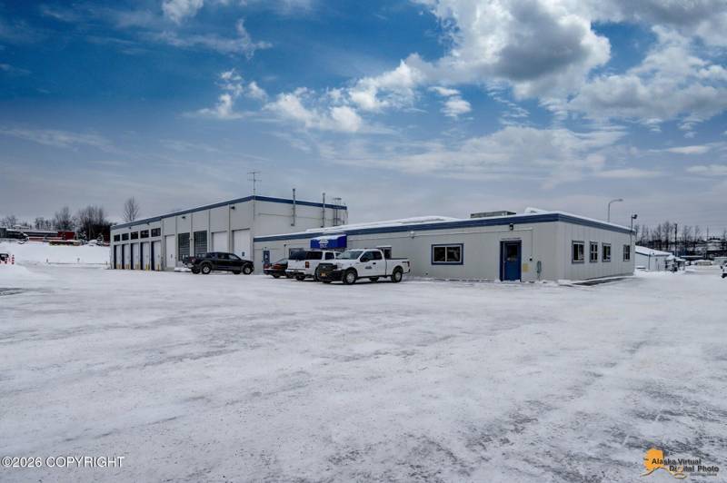 1135 E 3rd Avenue #N7 & #N8, Anchorage