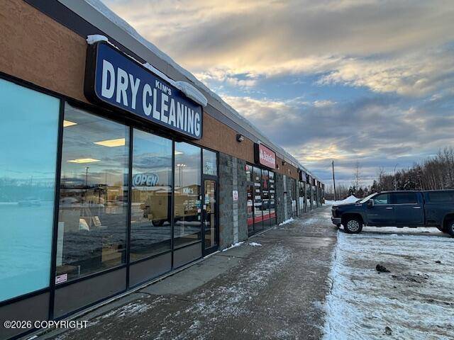 5915 Lake Otis Parkway #3, Anchorage