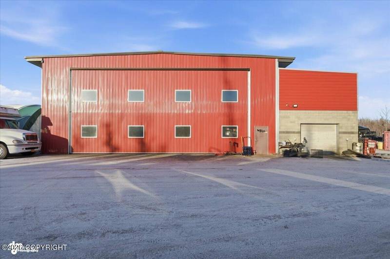 1415 N Local 302 Road, Palmer