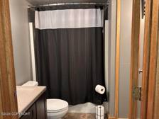 7 master bath 2