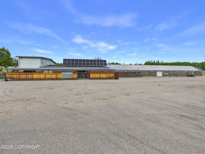 2260 Old Richardson Highway, North Pole