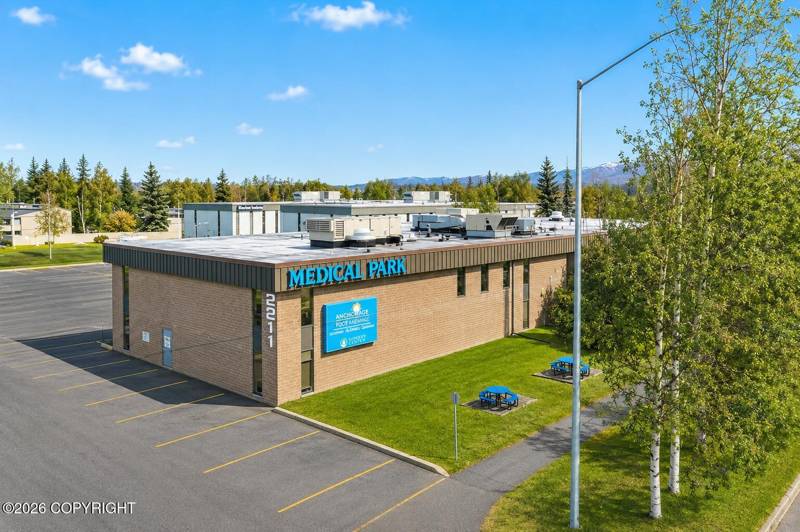 2211 E Northern Lights Boulevard, Anchorage