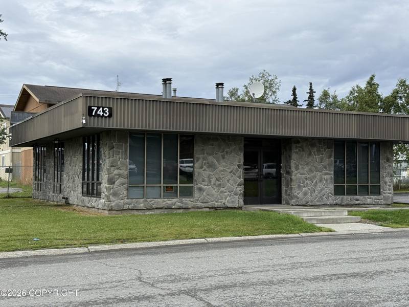 743 E 9th Avenue, Anchorage