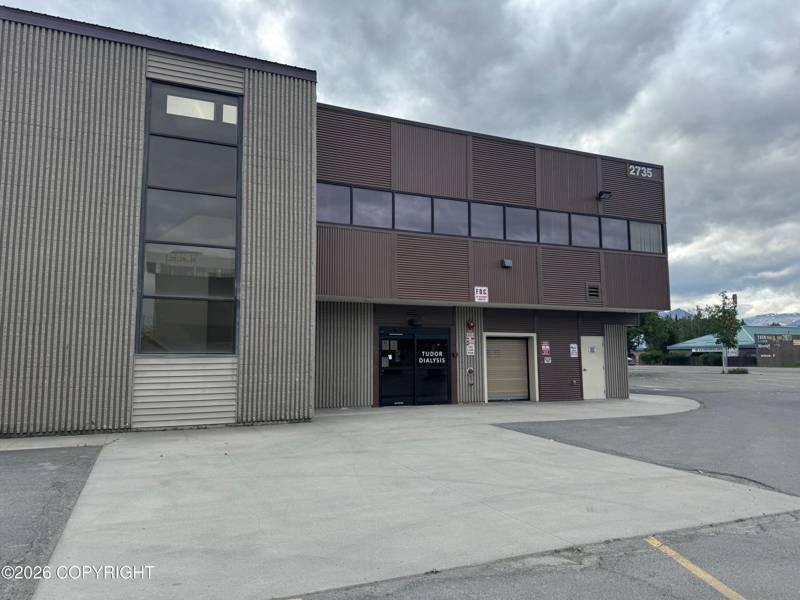 2735 E Tudor Road, Anchorage