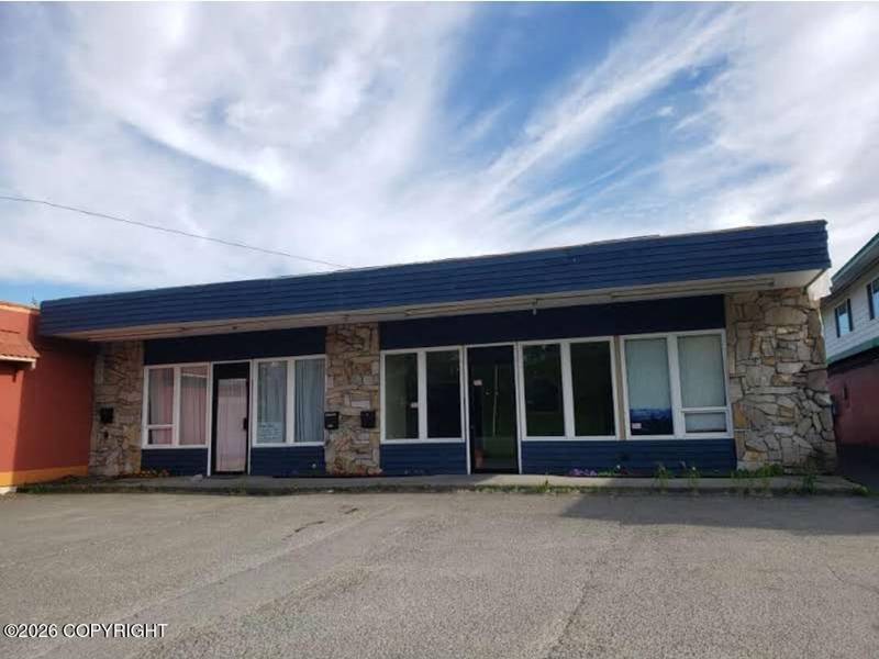 2042 E Northern Lights Boulevard #B, Anchorage